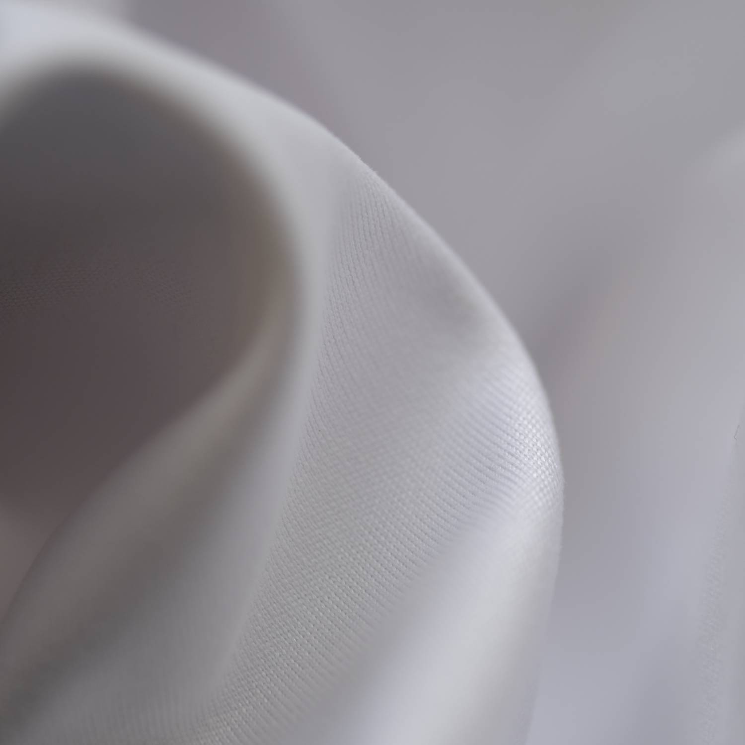 Up Close image of Microfibre Optical Quality Glass Cloth 