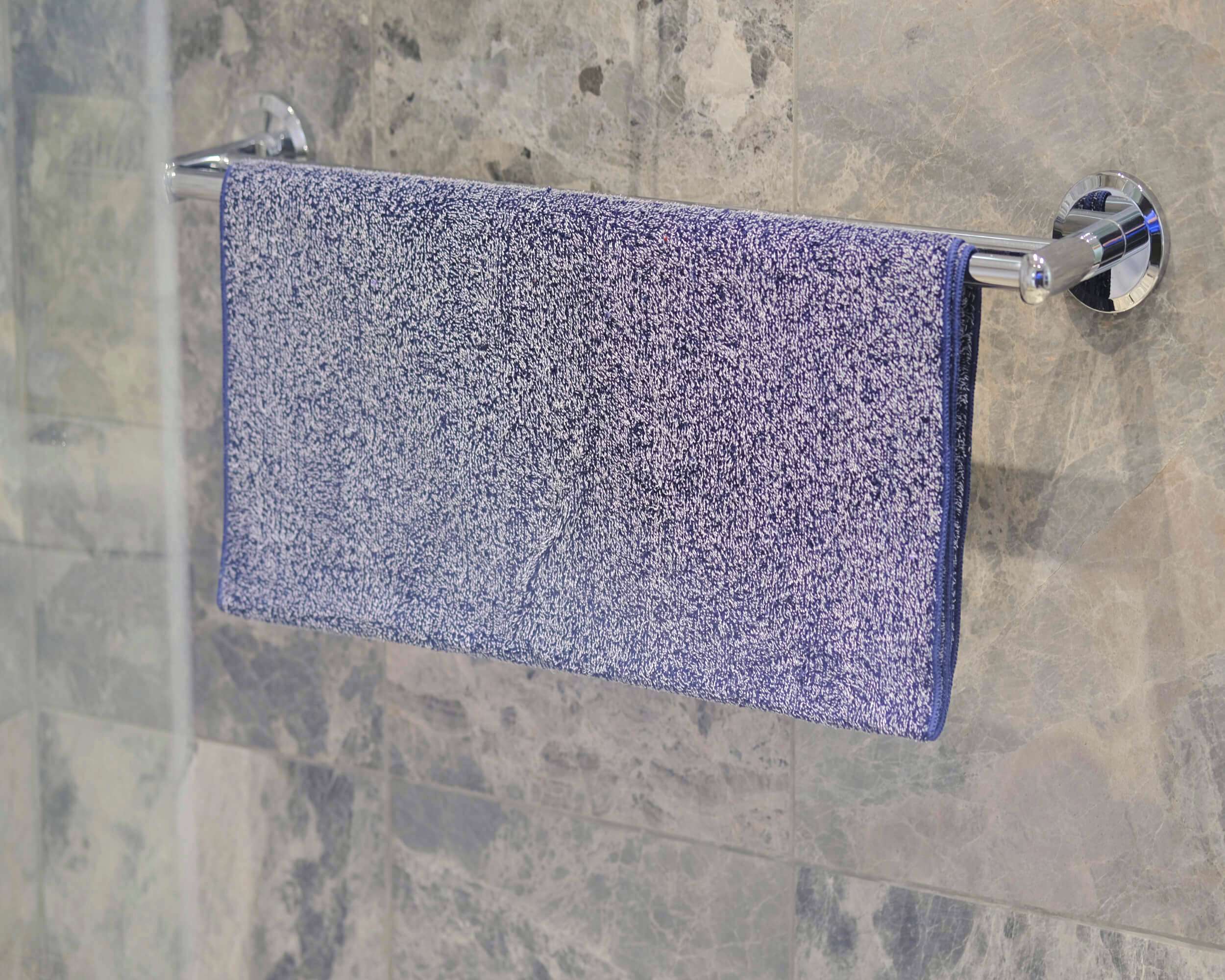 Ręczniki kąpielowe z mikrofibry (400 g/m2)